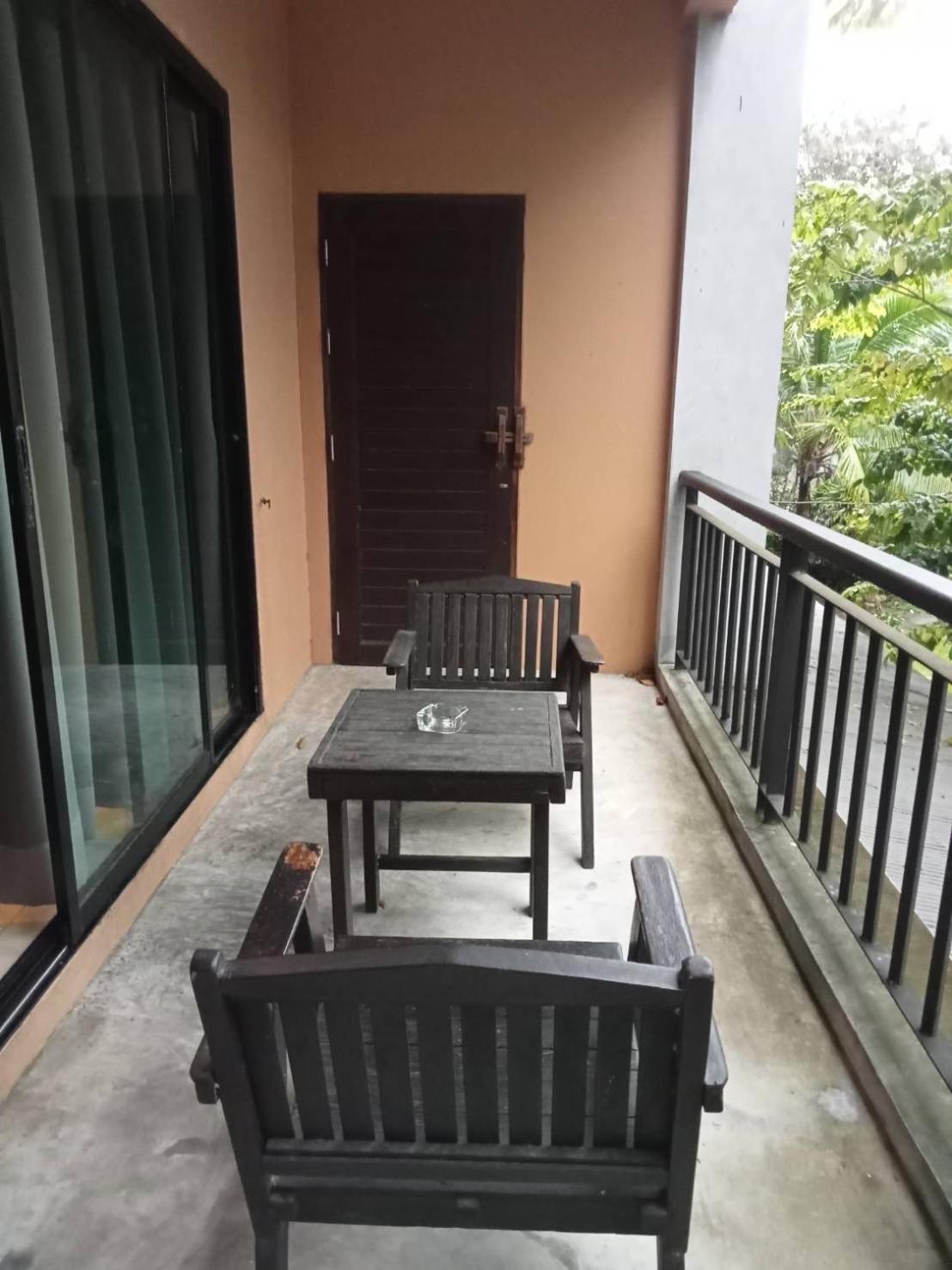 Chalicha Resort Chumphon Esterno foto