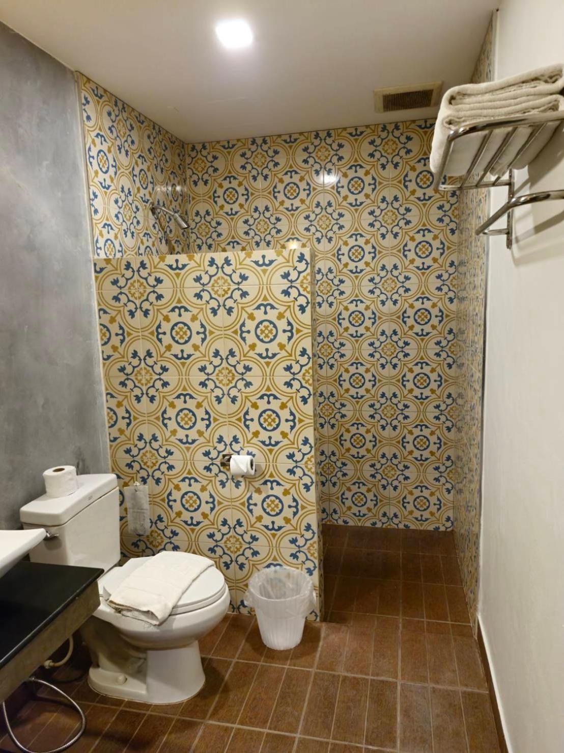 Chalicha Resort Chumphon Esterno foto