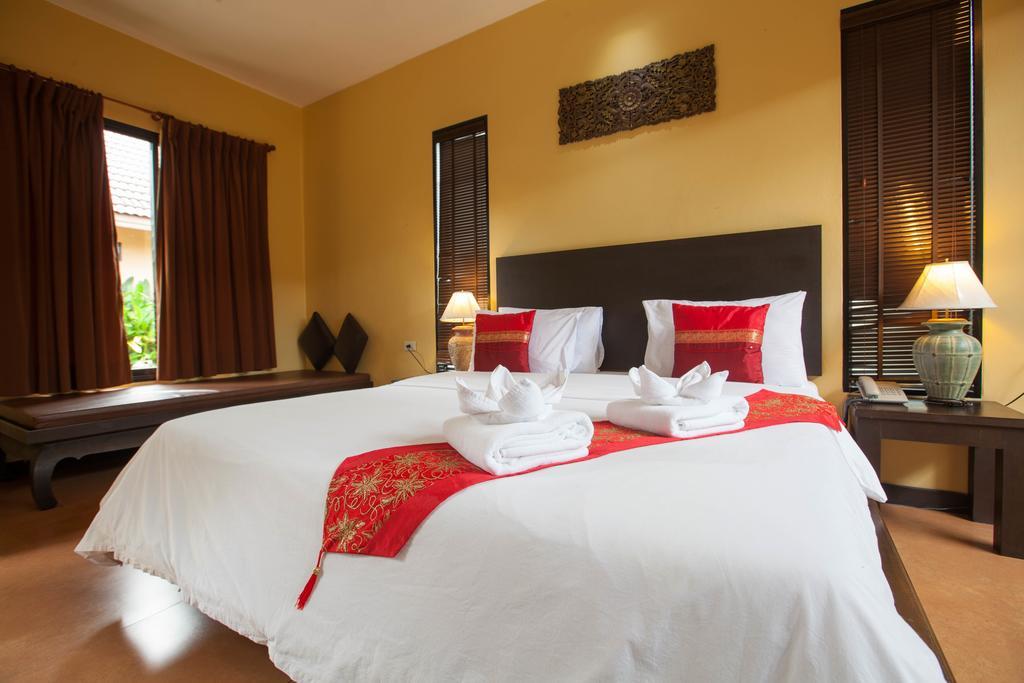 Chalicha Resort Chumphon Esterno foto